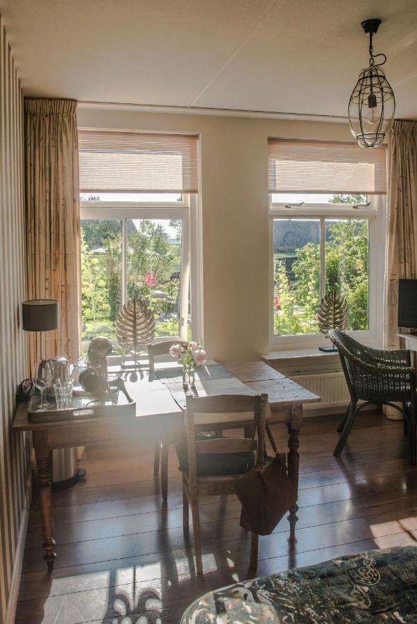 Broeks' Bed En Brood Bed & Breakfast Мееркерк Екстериор снимка